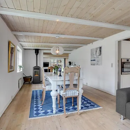 4 Bedroom Lovely In * Løkken