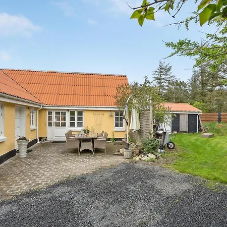 4 Bedroom Lovely In * Løkken